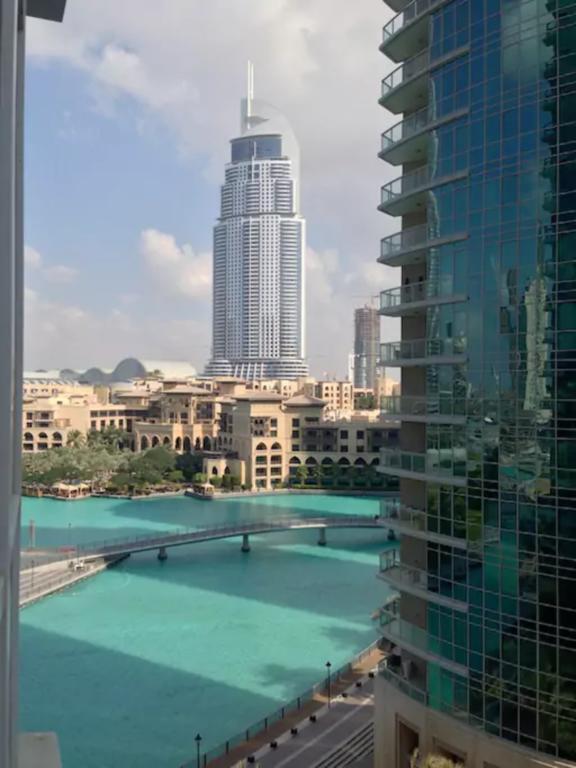 Faraway Homes - Burj Residences Дубай Екстериор снимка